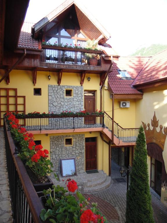 Bed and Breakfast Curtea Brasoveana Екстер'єр фото